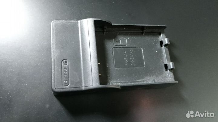 Зарядное устройство Nikon EN-EL14 EN-EL14a