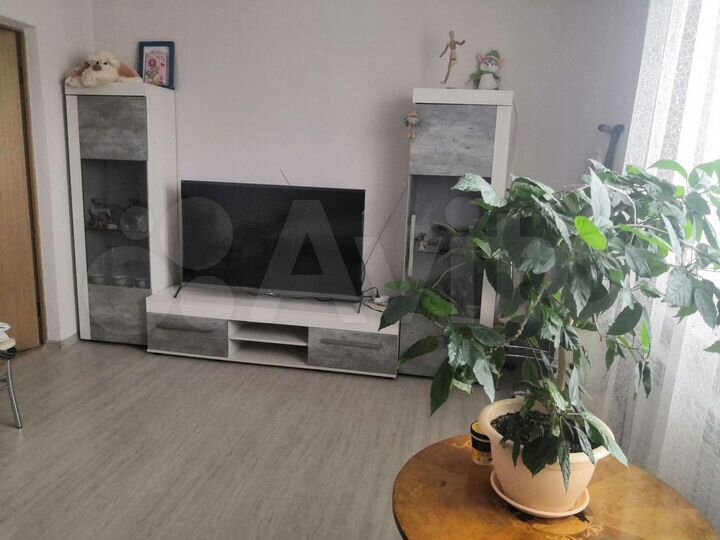 1-к. квартира, 42 м², 5/5 эт.