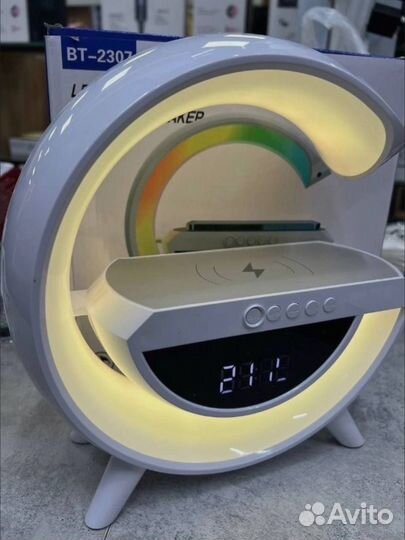 Ночник с беспроводной зарядкой