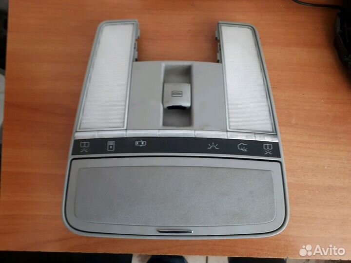 Плафон Мерседес W221