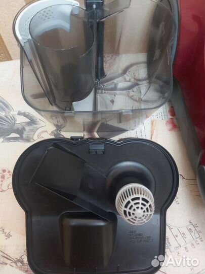 Пылесос с контейнером для пыли Samsung VCC8837V3P