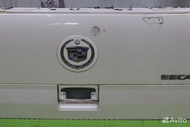 Дверь багажника Cadillac Escalade GMT800