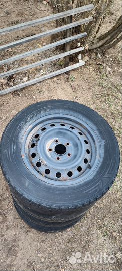 Колеса 215 65 16R с дисками