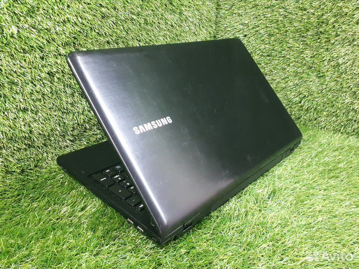 Samsung 2 ядра, 4 Гб, матовый экран, дискрет видео