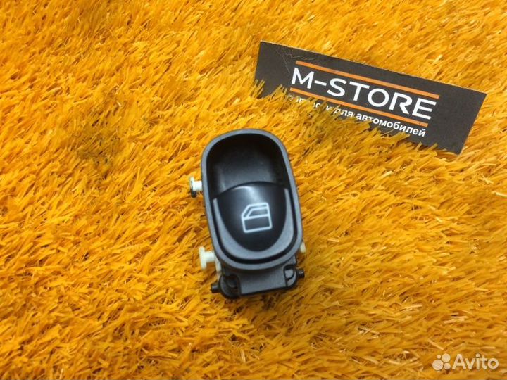 Кнопка стеклоподъемника передняя левая