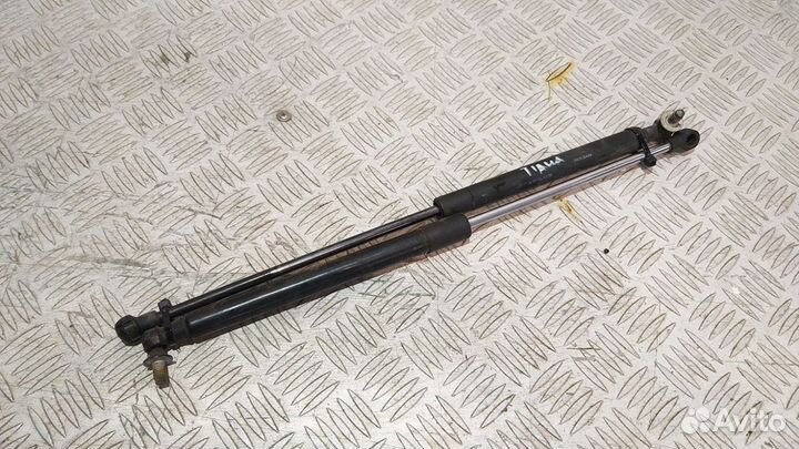 Амортизаторы капота Ниссан Теана 2006 г.в