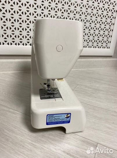 Швейная машина Juno by Janome model 2015