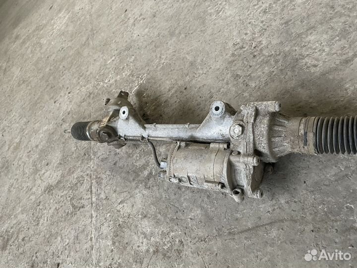 Продам рулевую рейку bmw f 30