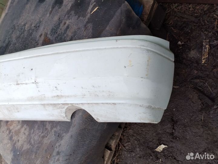 Бампер задний Toyota Vista sv40