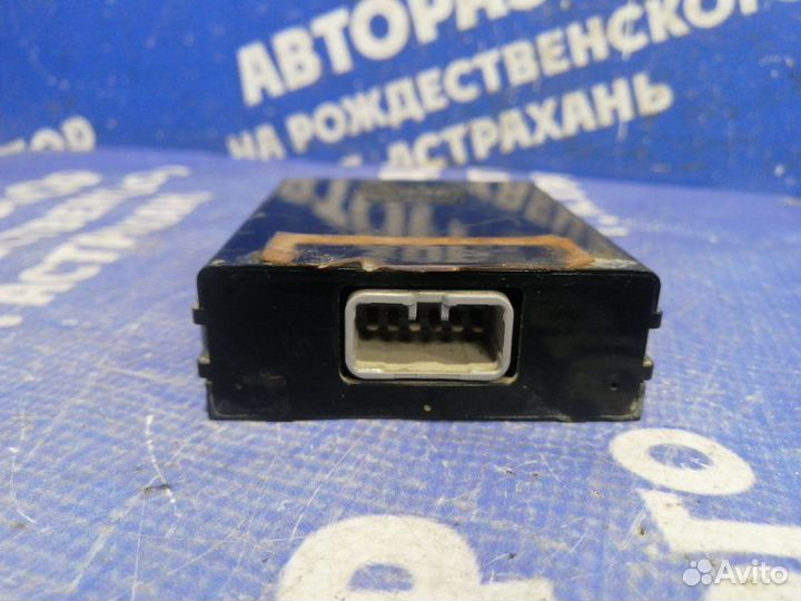 Блок управления климат-контролем Toyota Camry