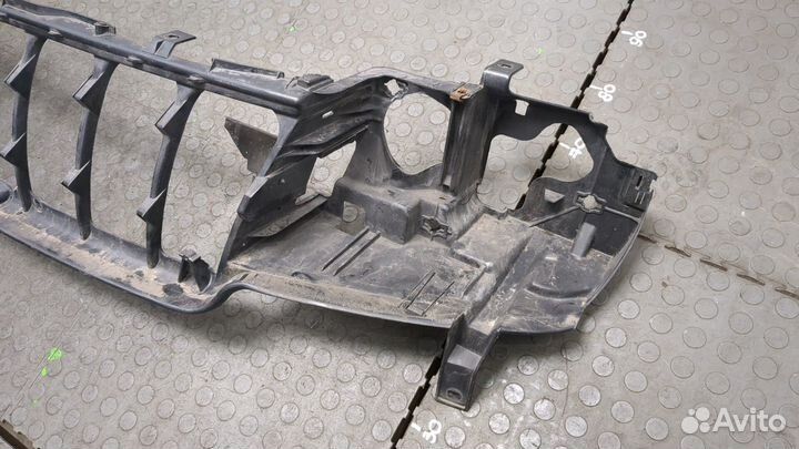 Рамка передняя Jeep Grand Cherokee, 2001