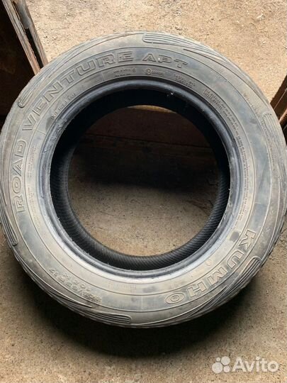 Yokohama E102 225/65 R17