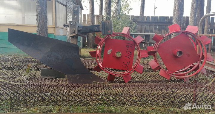 Плуг с колёсами