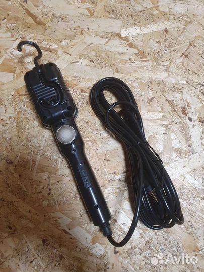 Диодная лампа для автосервиса