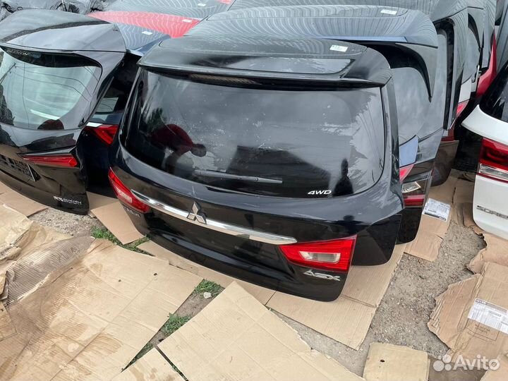 Крышка багажника Митсубиси асх