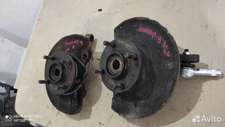 Поворотный кулак Mitsubishi Lancer 9