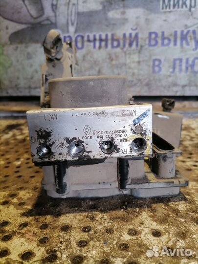 Блок управления ABS Renault Logan