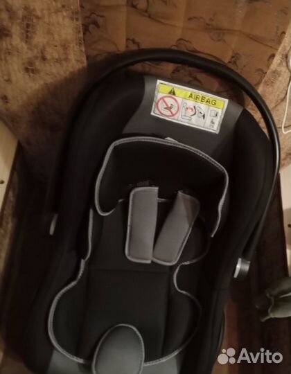 Продам авто-люльку В отличном состоянии. 2000