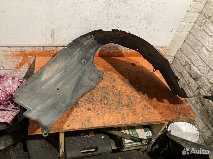 Локер передний правый Mazda CX 7 2007-2012