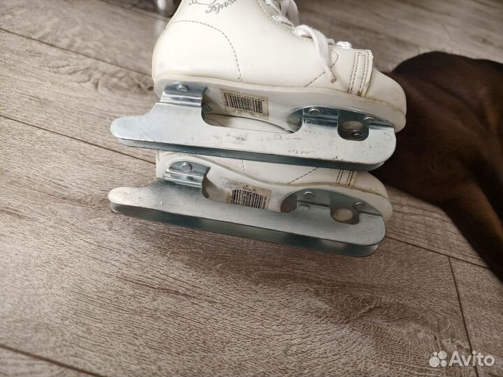 Коньки фигурные детские 29 размер