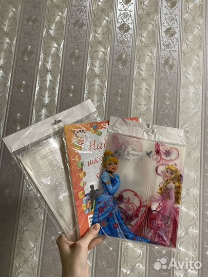 Тетради. Обложки. Цветная бумага и картон