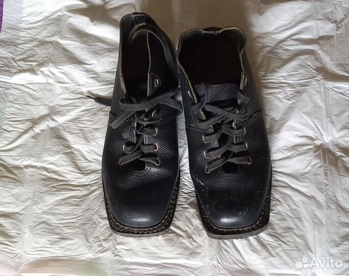 Лыжные ботинки СССР