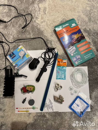 Аквариум Aquael на 20 литров и аксессуары