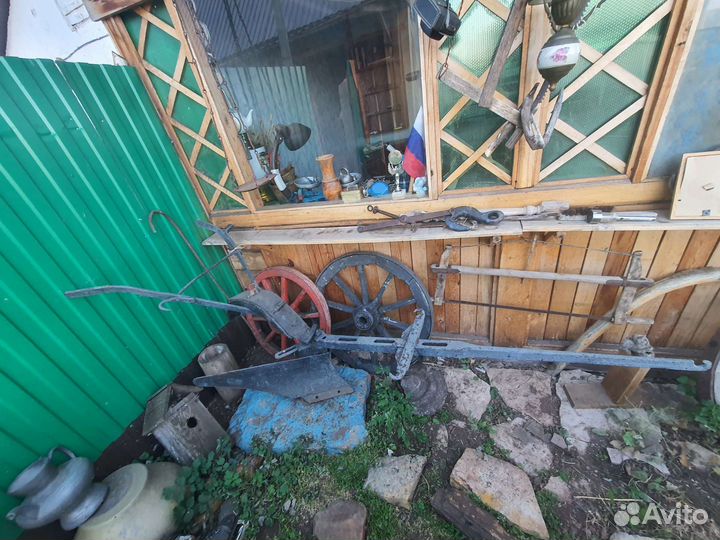 Старинный плуг