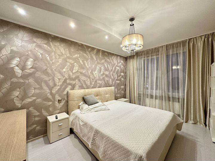 2-к. квартира, 67 м², 13/18 эт.