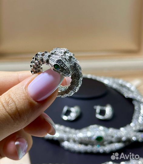 Кольцо булгари змея