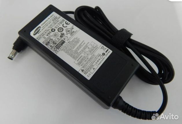 Блок питания ноутбука Samsung 19V 3,16A 5,5*3.0