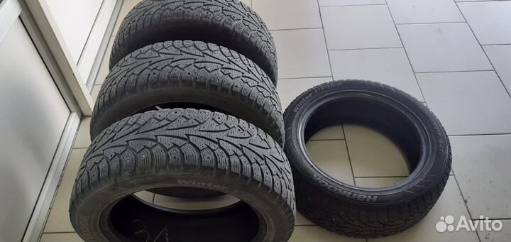 Hankook Winter I'Pike 215/55 R17 94T
