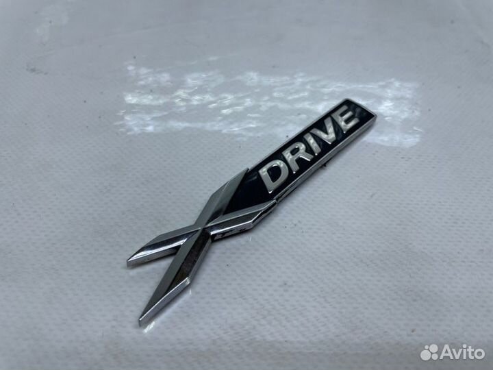 Эмблема правая Bmw 3-Series E90 3.0 2010