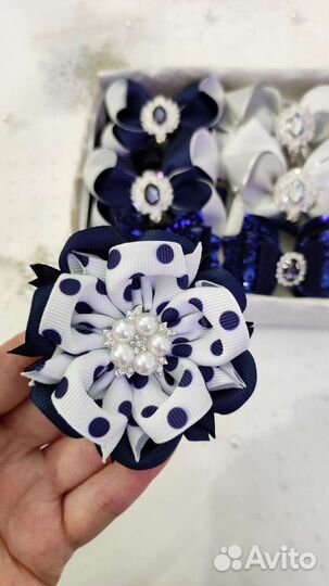 Школьный набор бантиков / белые банты