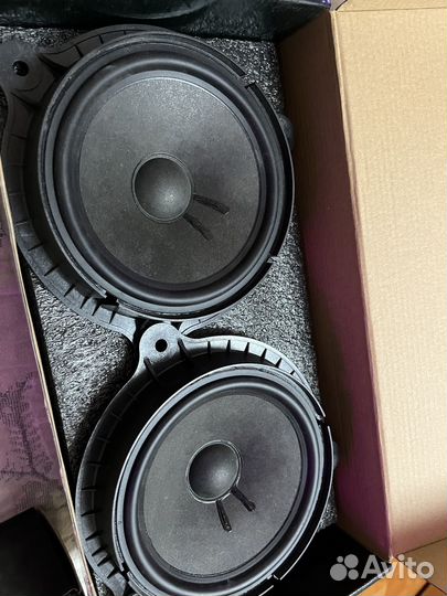 Штатная акустика перед и зад