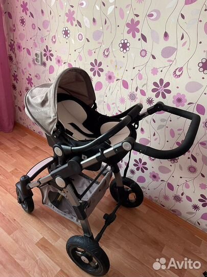 Продам детскую коляску 2в1