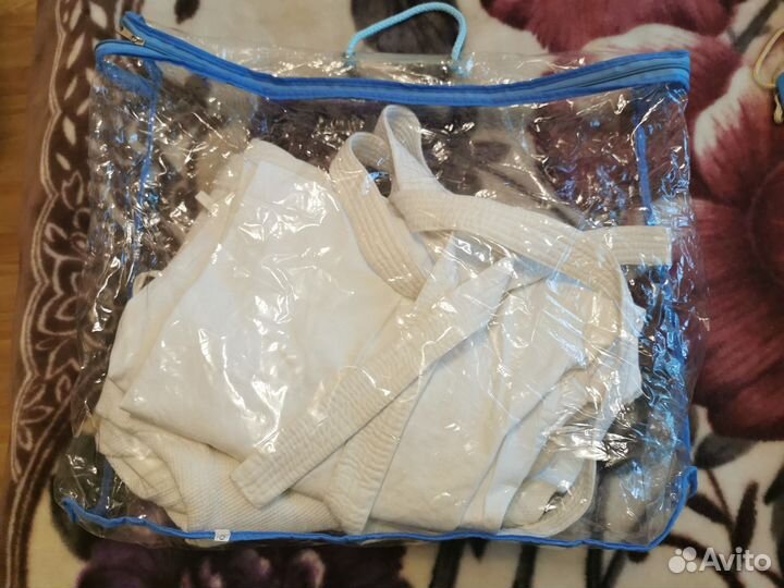 Форма для борьбы (айкидо, самбо и т.д.)