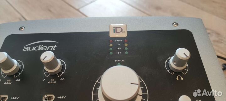 Аудиоинтерфейс audient id 22