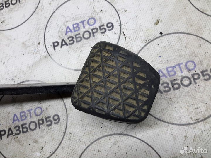 Педаль тормоза SsangYong Kyron