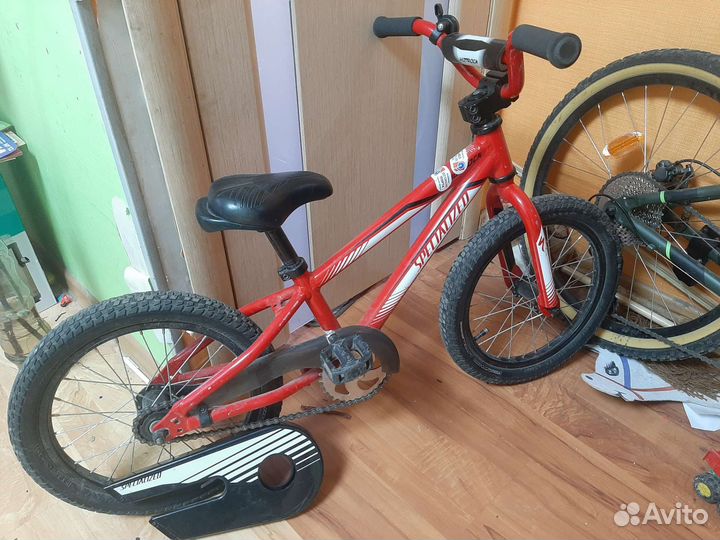 Велосипед specialized hotrock 16