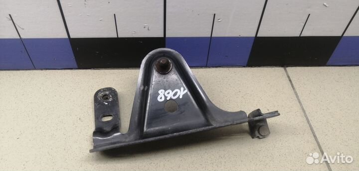 Кронштейн (сопут. товар) Land Cruiser (150) -Prado