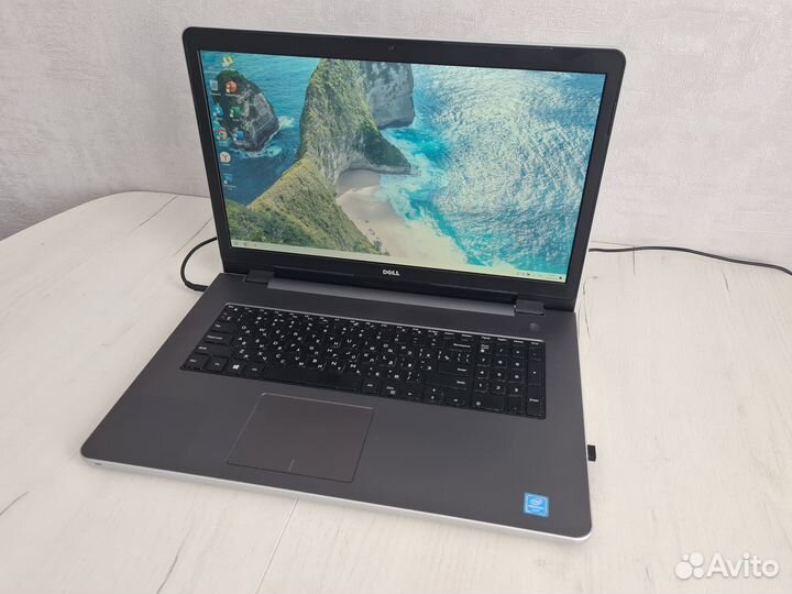 Ноутбук Dell, 17