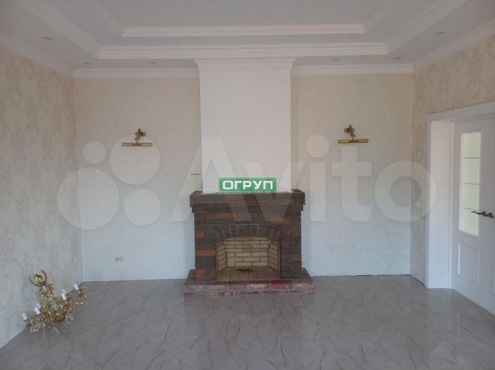 Коттедж 330 м² на участке 10 сот.