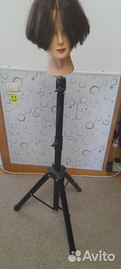 Манекен голова и штатив тринога