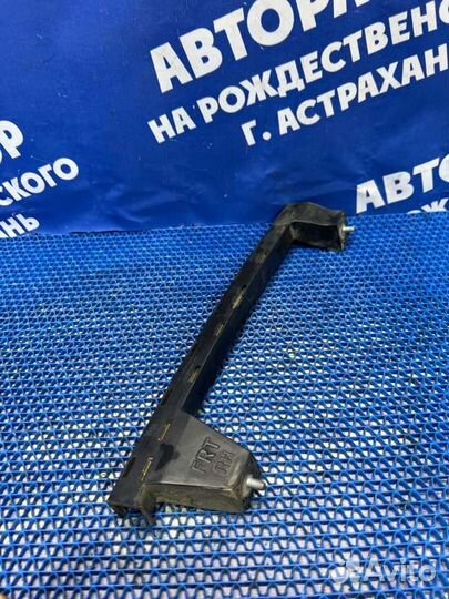 Направляющая стекла двери Chevrolet Aveo T300