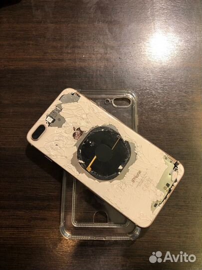 Телефон iPhone 8 plus