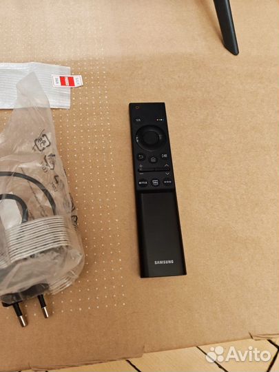 Телевизор SMART tv Самсунг 43 дюйма