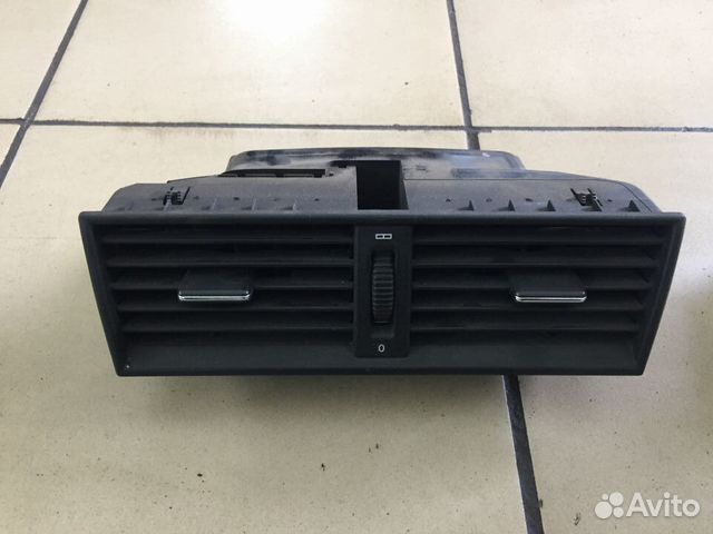 Дефлектор воздуховода Mercedes C200 W202