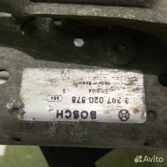 Трапеция стеклоочистителей Пежо 206