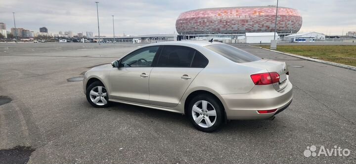 Volkswagen Jetta 1.6 AT, 2012, 176 000 км